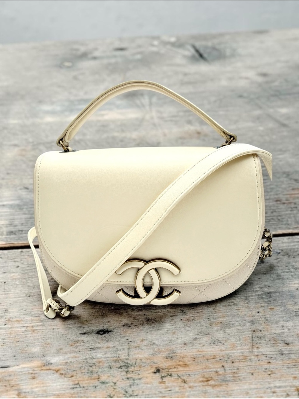 CHANEL Coco Curve Flap Bag Ivory Top Handle Crossbody Calfskin Leather